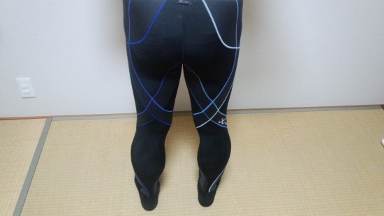 CW-X ジェネレーターモデル　うしろ