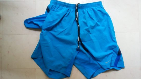 NIKEのランパンはスマートフォンに最適な