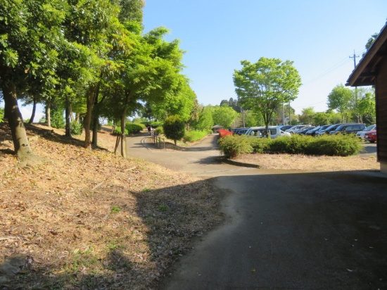 北代緑地公園の長距離コース 駐車場
